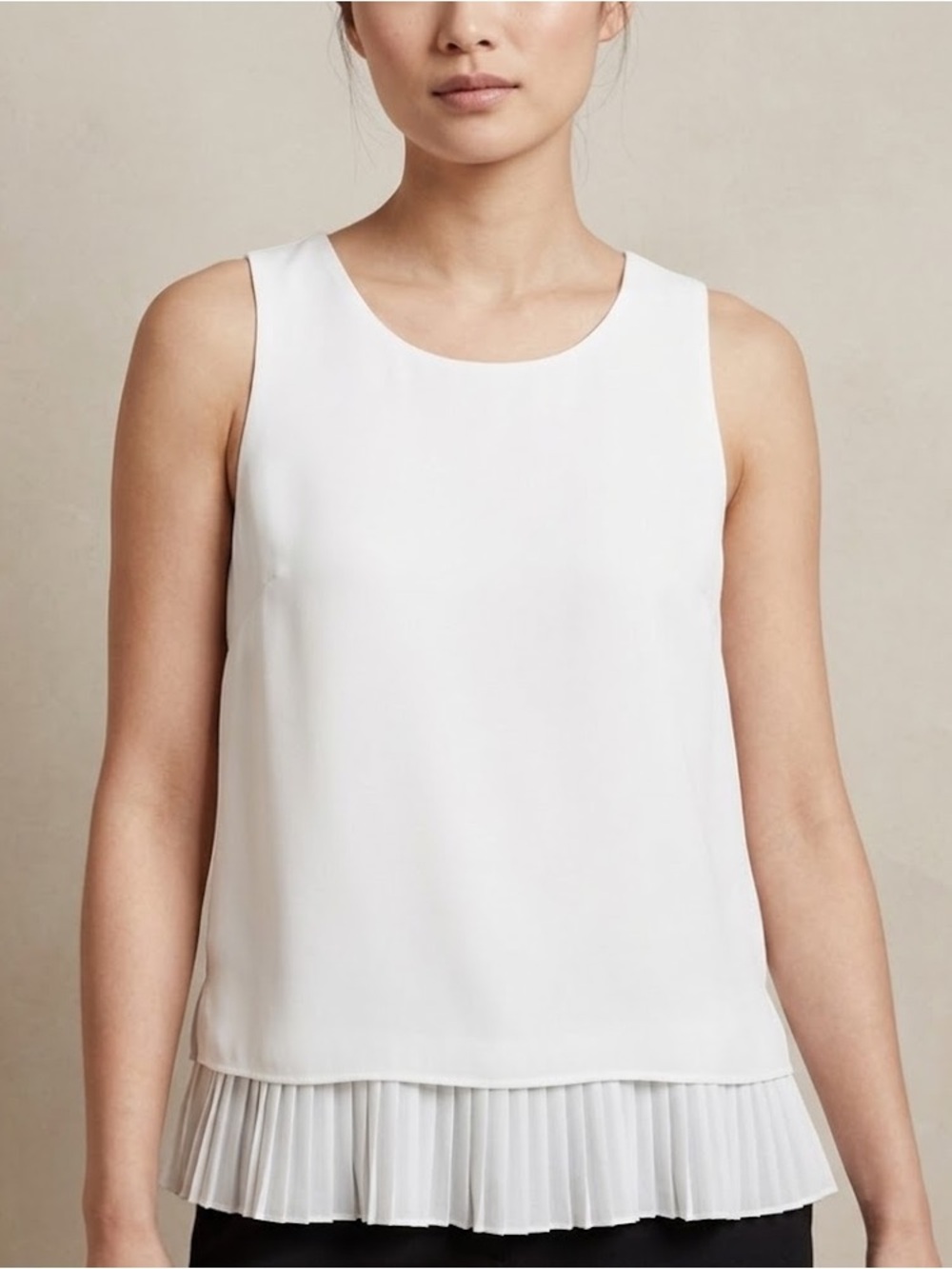 Banana republic, white pleated, tank top, size small, sleeveless top blouse